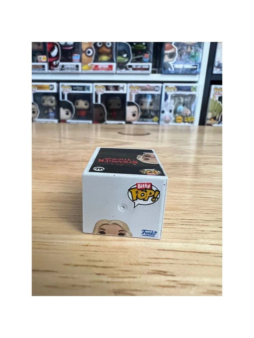 RARE CHASE BITTY Eleven w/ Waffles & Wig Stranger Things 1-Inch Funko Pop #421